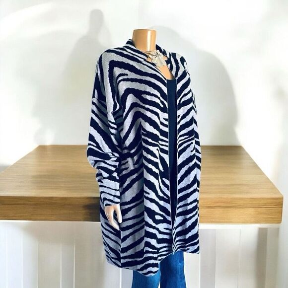 NWT 89th Madison 2X Grey Black Long Soft  Zebra Print Coatigan Cardigan Sweater - Picture 3 of 12